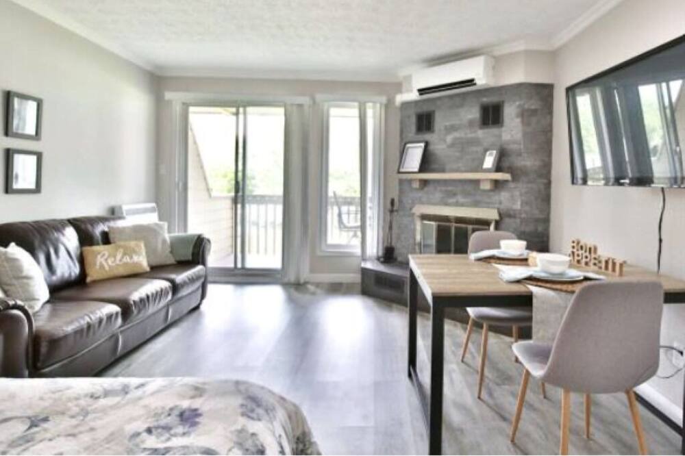 Photo of Bedroom in Magog