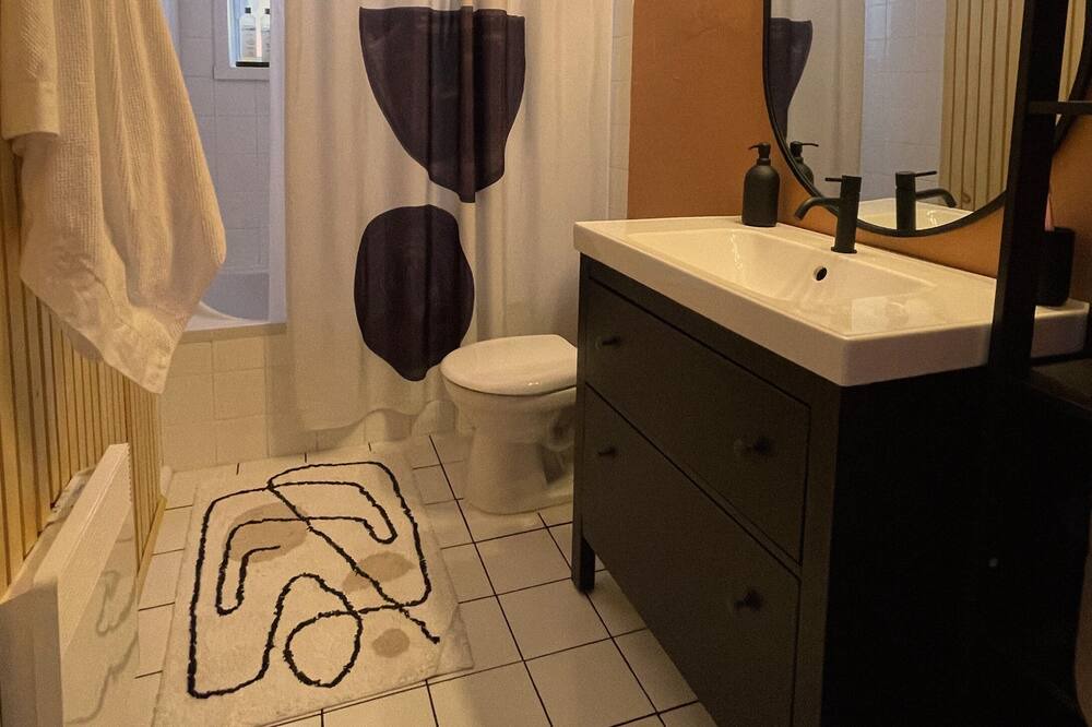 Photo of Bathroom in Sainte-Agathe-des-Monts