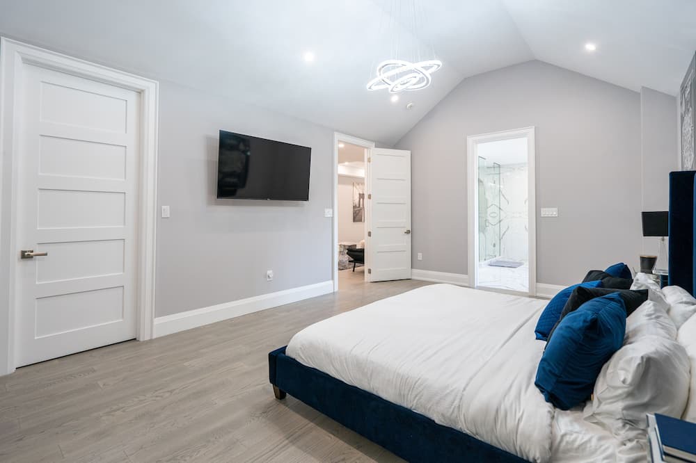 Photo of Bedroom in Humber Bay