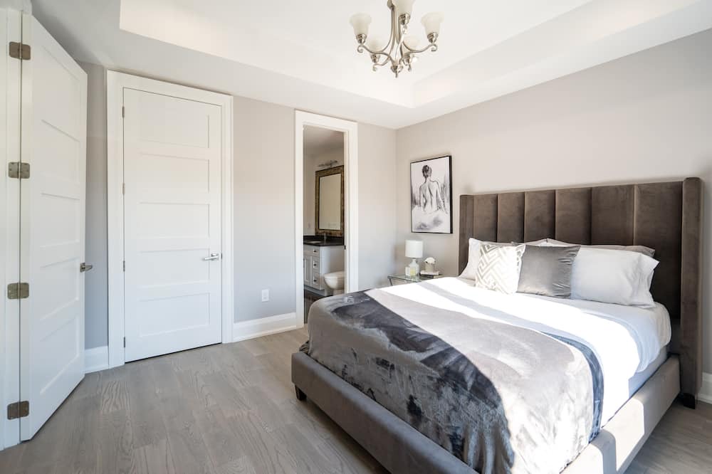Photo of Bedroom in Humber Bay