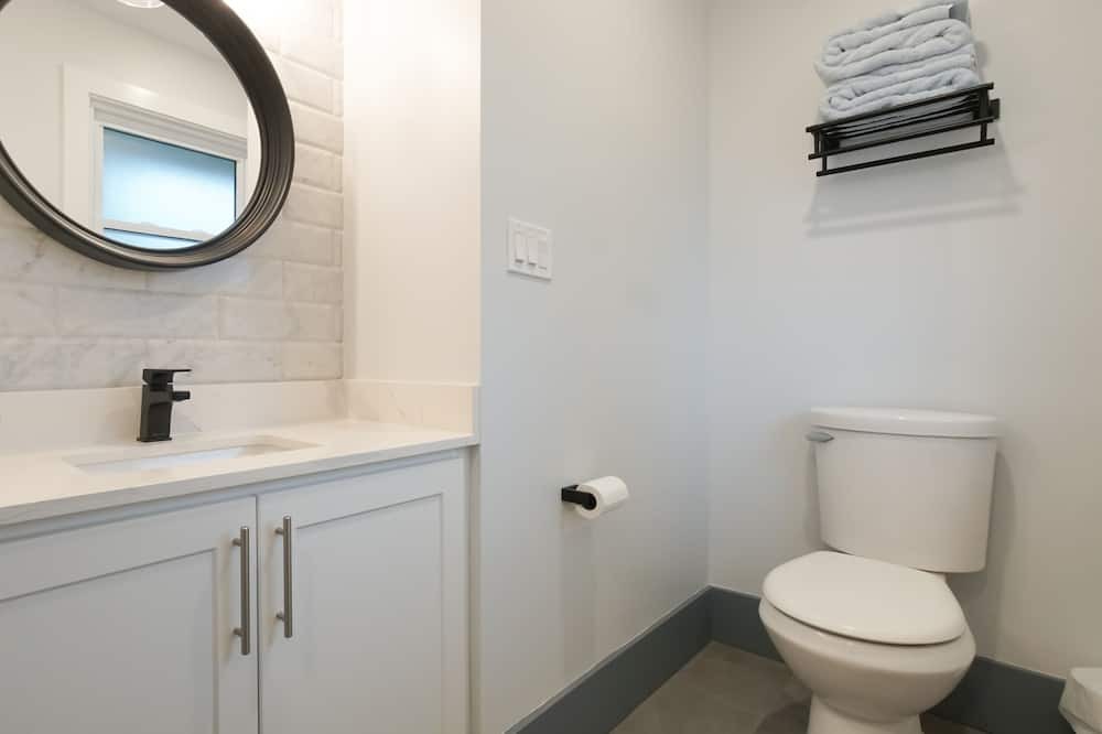 Photo of Bathroom in Grimsby