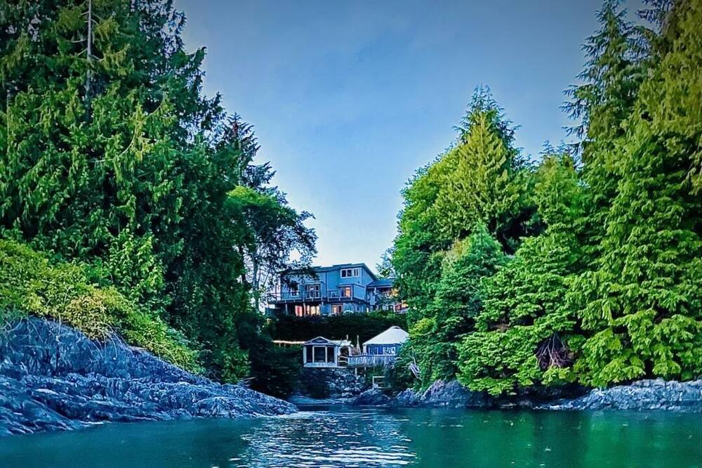 Photo of Others in Tofino