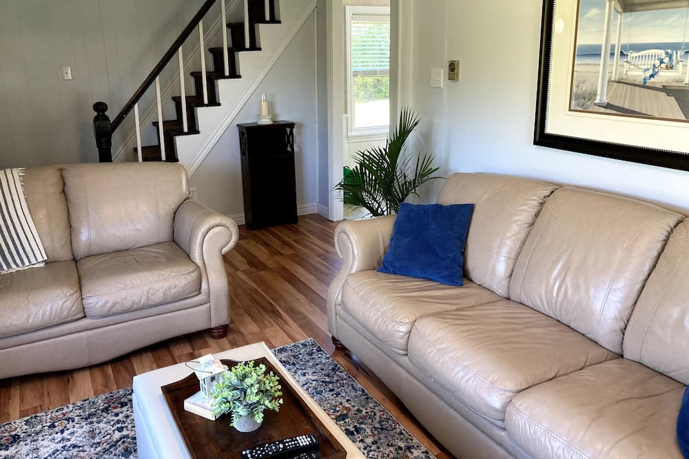 Photo of Livingroom in Kiersteadville