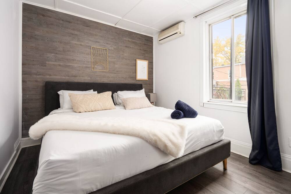 Photo of Bedroom in Gay Village