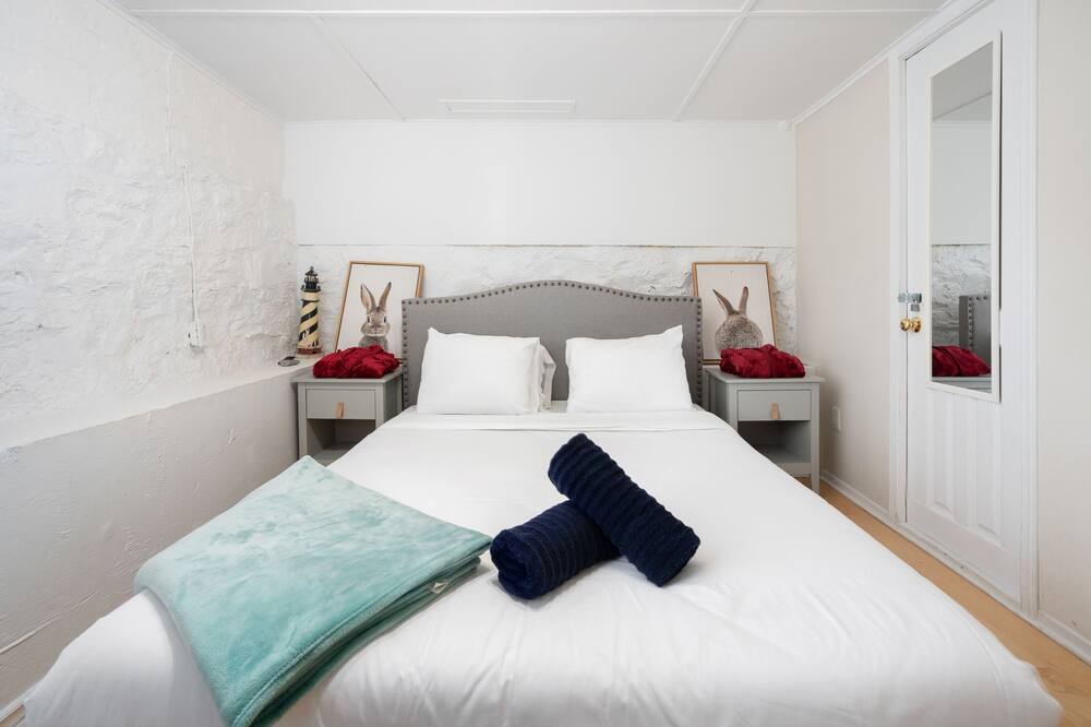 Photo of Bedroom in Gay Village