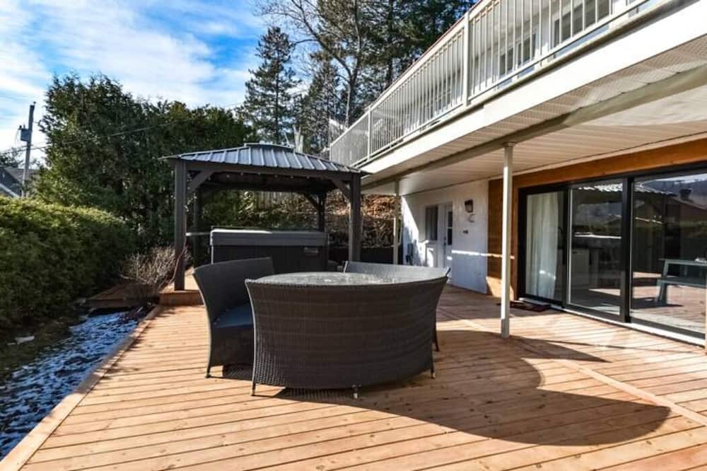 Photo of Patio Balcony in Saint-Sauveur