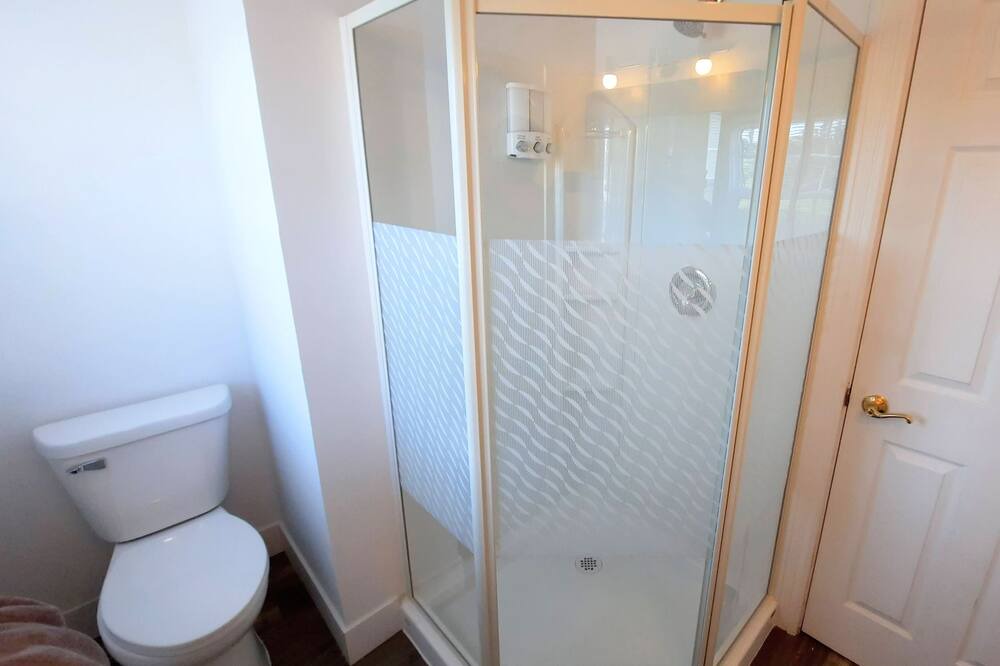 Photo of Bathroom in Eastern Passage