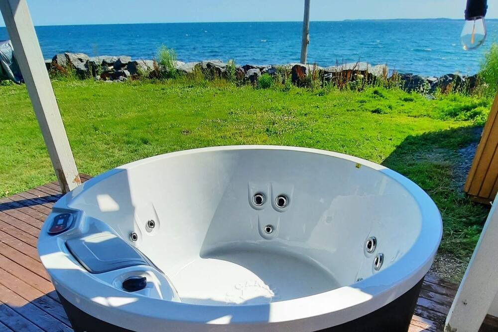 Photo of Bathroom in Eastern Passage