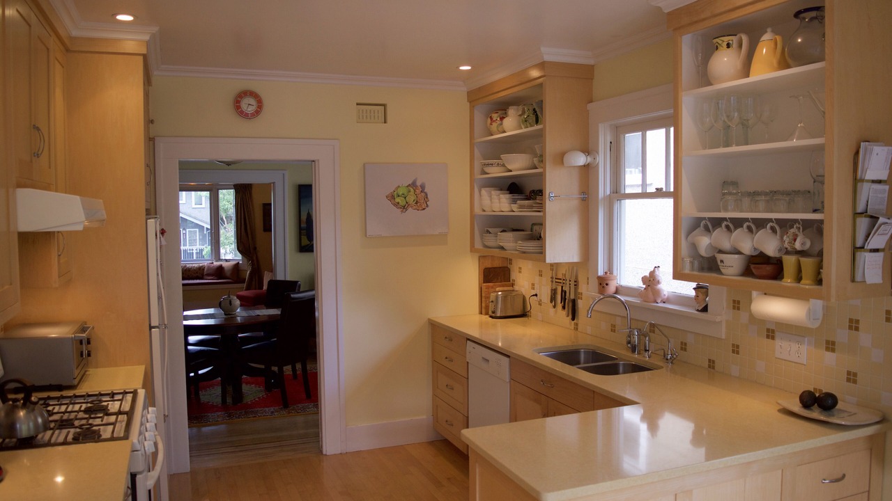 Photo of Kitchen in West Point Grey