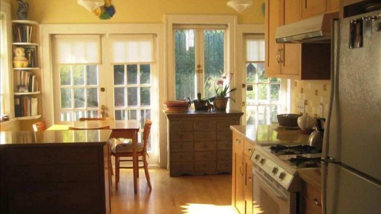 Photo of Kitchen in West Point Grey