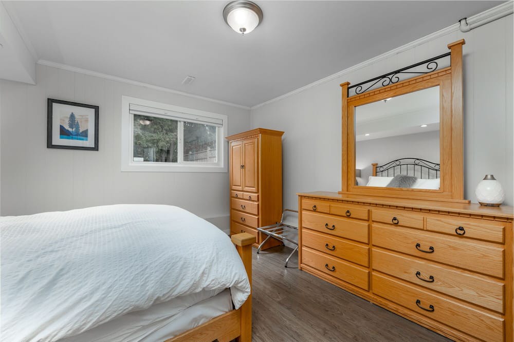 Photo of Bedroom in Maple Ridge