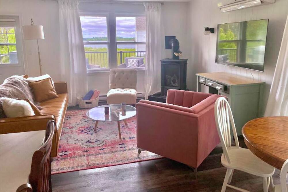 Photo of Livingroom in Stanhope