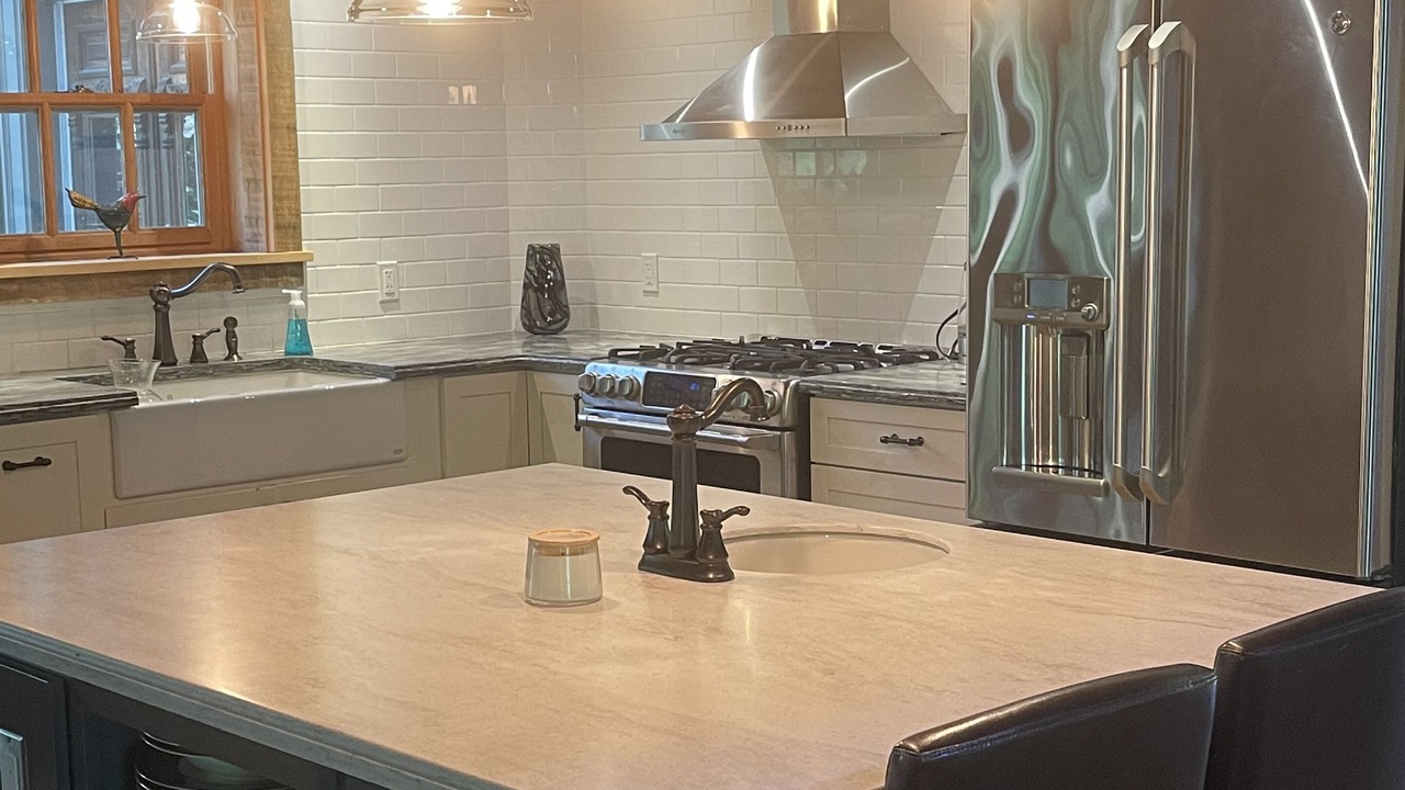 Photo of Kitchen in Mono