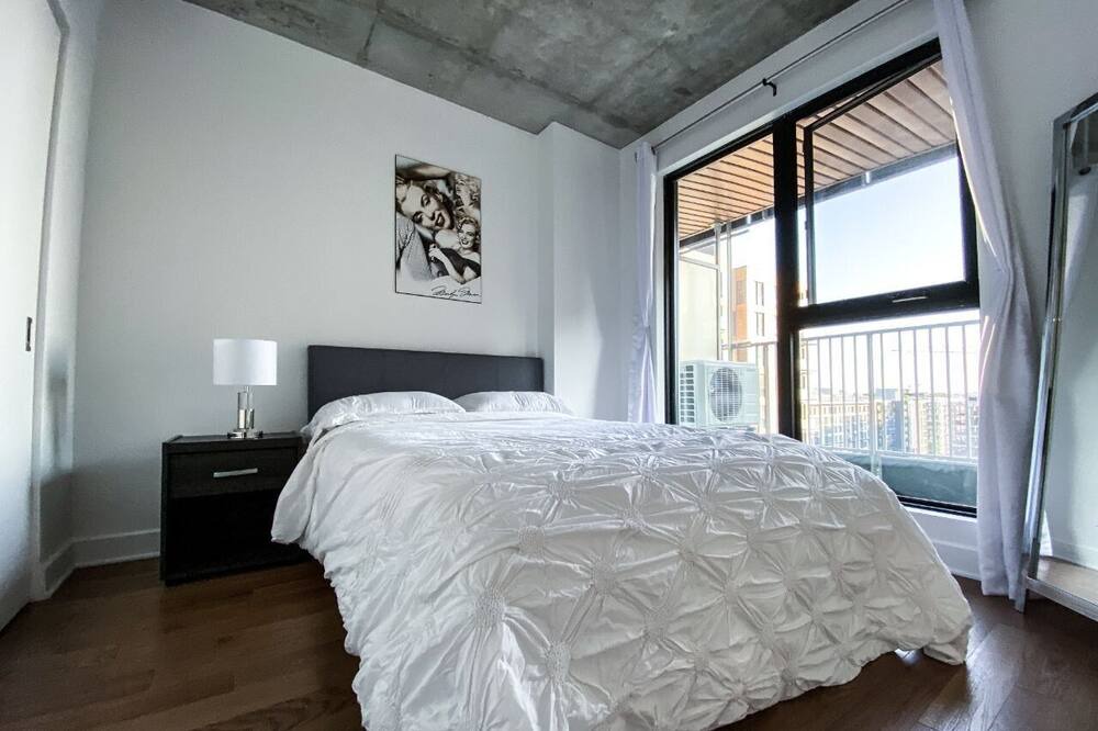 Photo of Bedroom in Griffintown