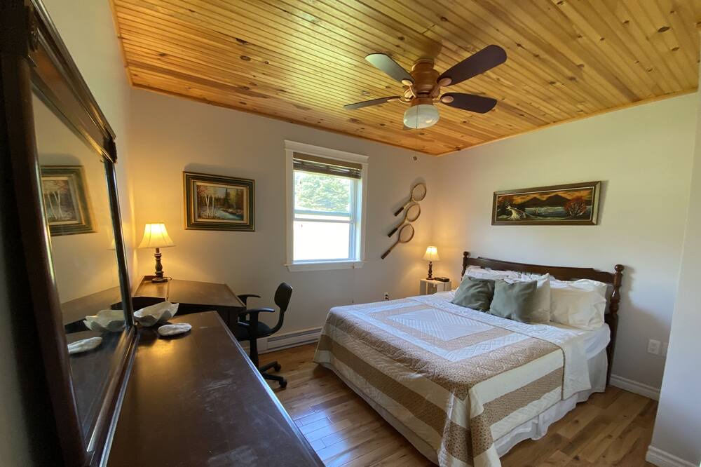 Photo of Bedroom in Found Mills
