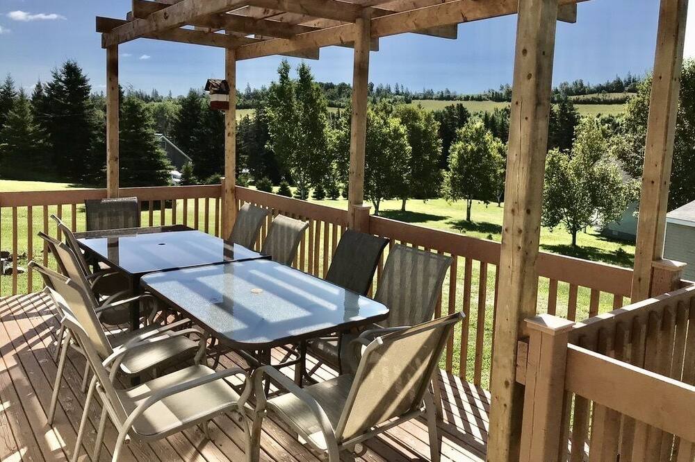Photo of Patio Balcony in Found Mills