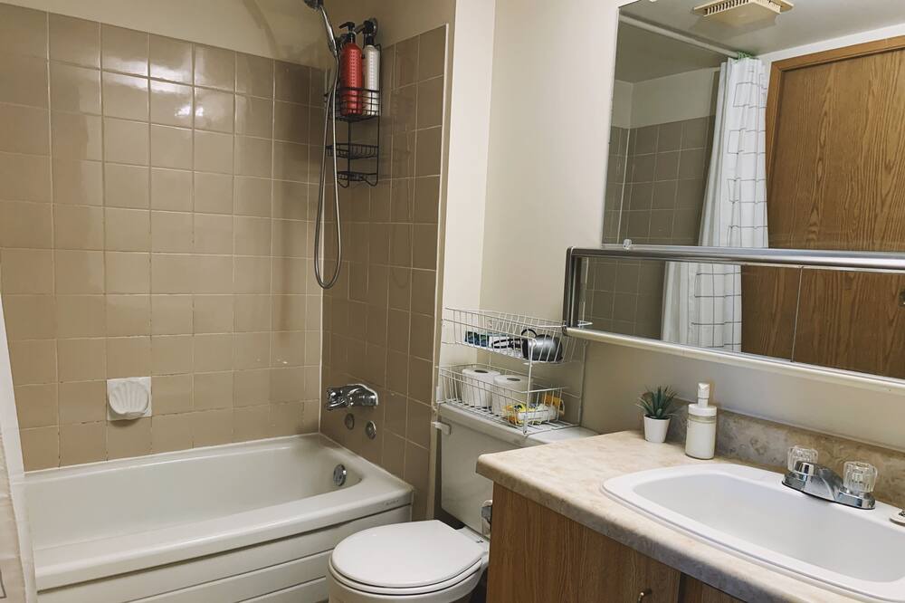 Photo of Bathroom in Fort Gary