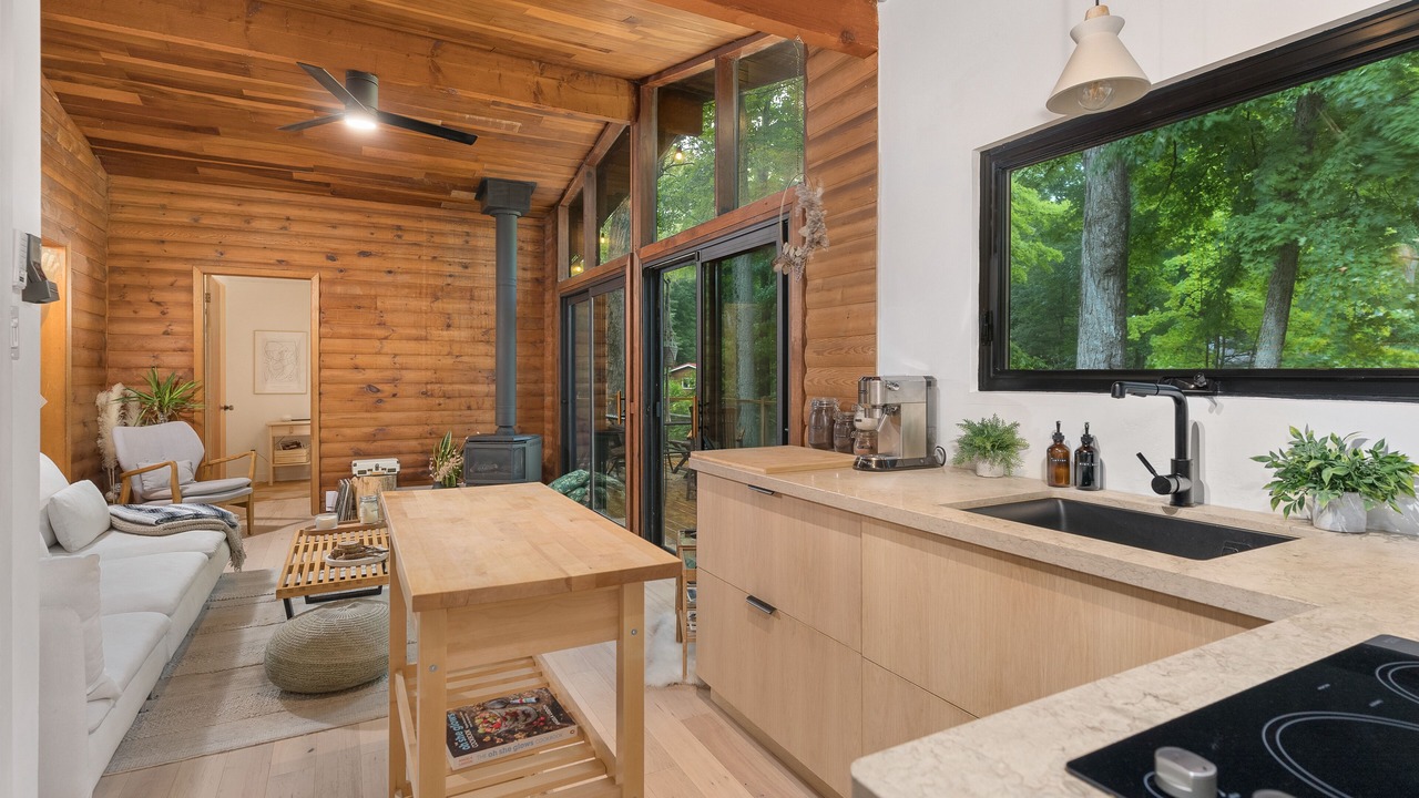 Photo of Kitchen in Washago