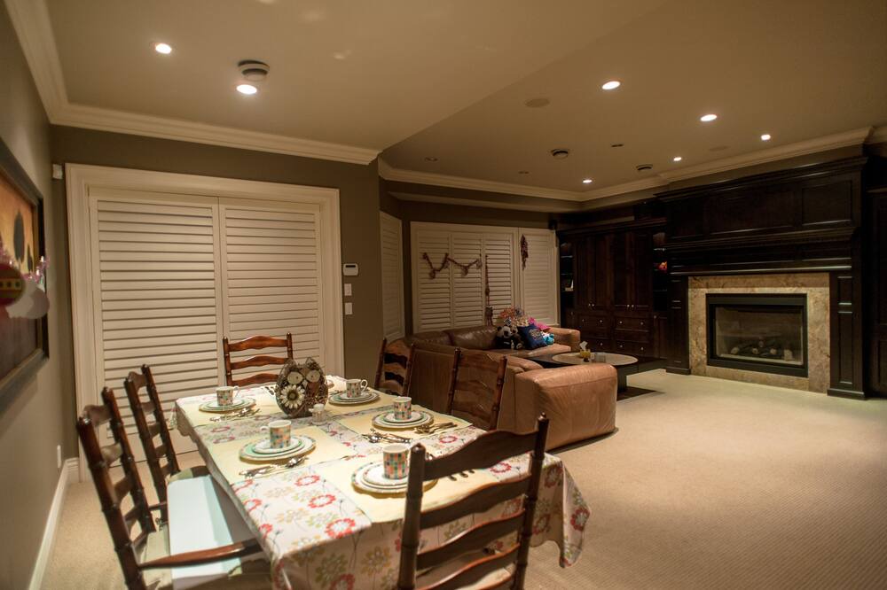 Photo of Kitchen in Surrey