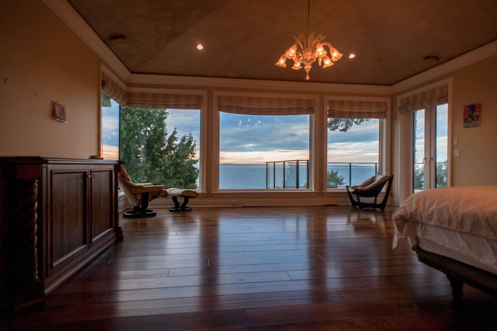 Photo of Bedroom in Surrey