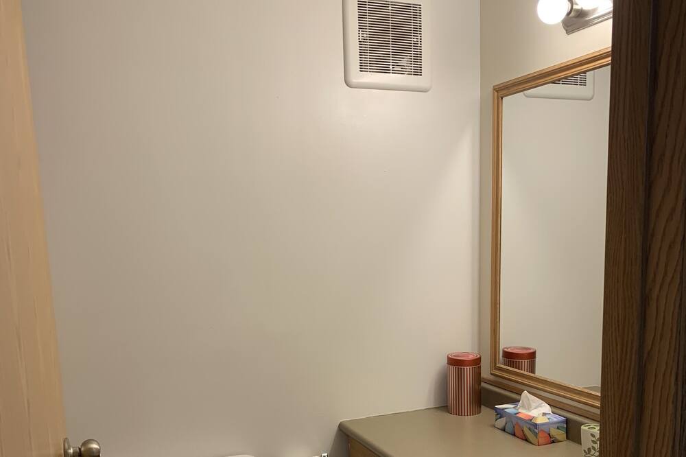 Photo of Bathroom in Traverse Bay