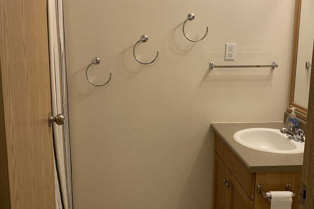 Photo of Bathroom in Traverse Bay