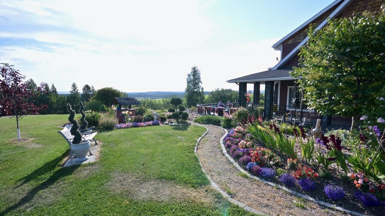 Photo of Outdoor in Parkland County