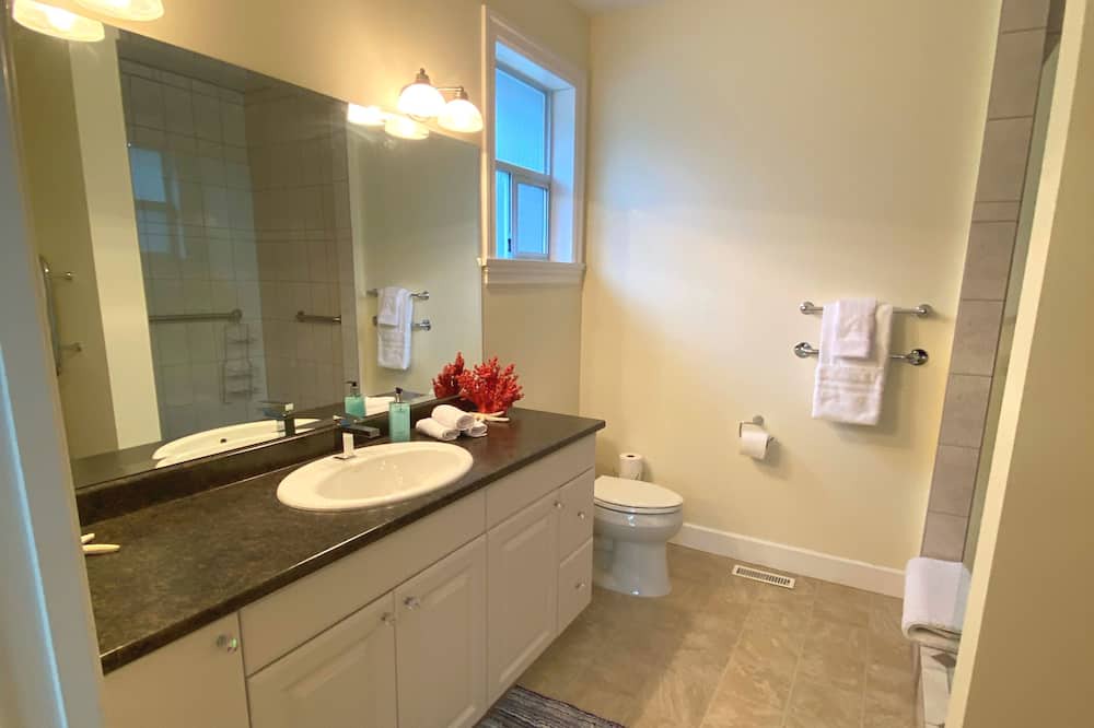 Photo of Bathroom in Surrey