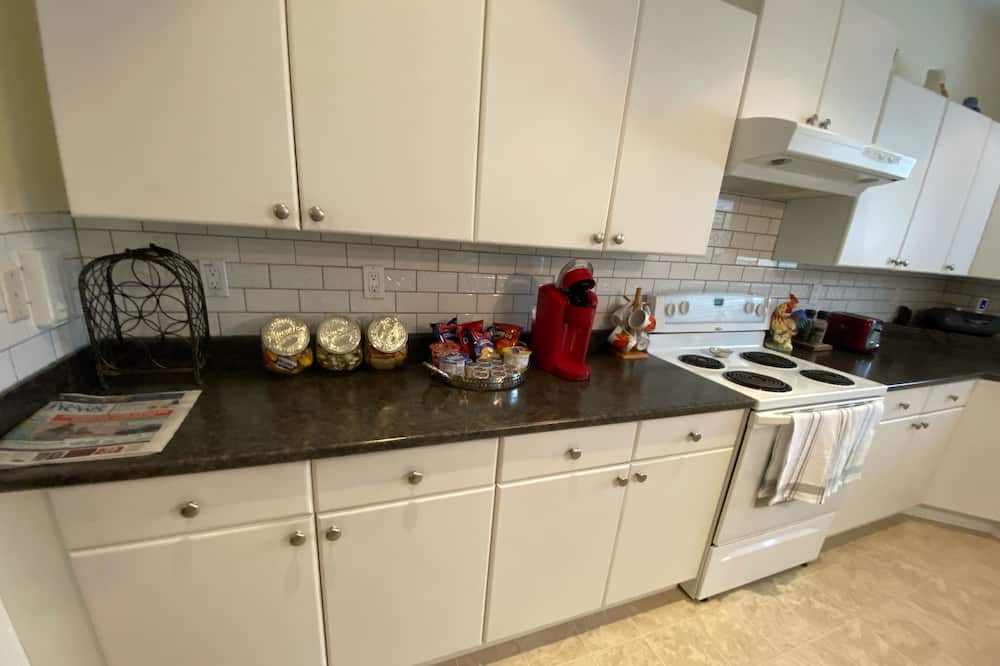 Photo of Kitchen in Surrey