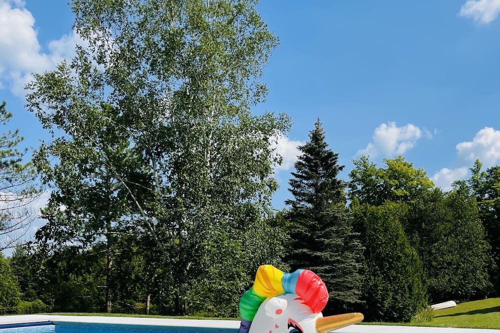 Photo of Outdoor in Grey Highlands