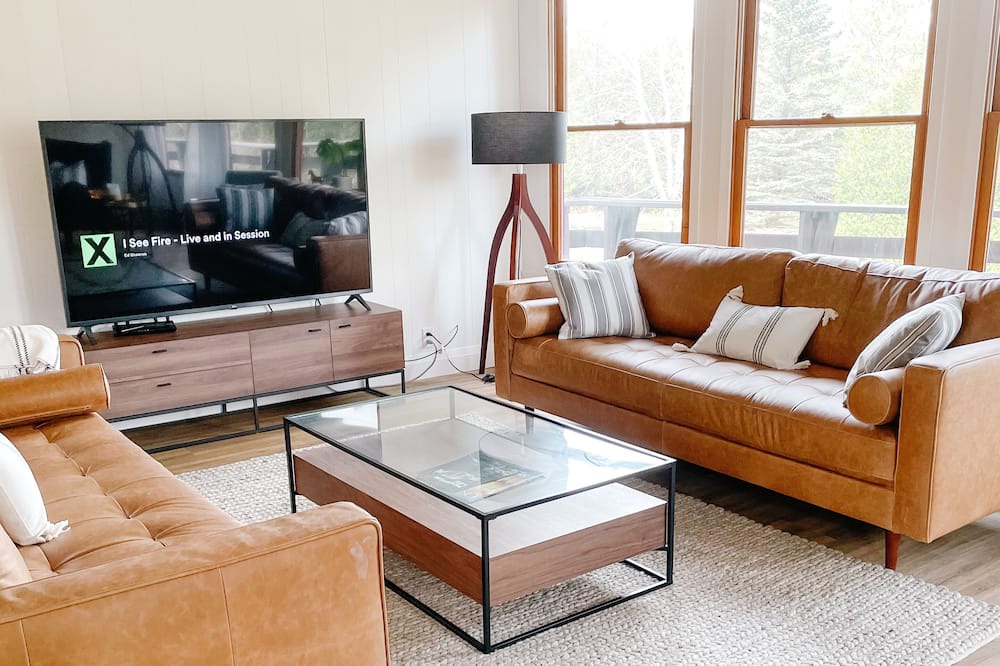 Photo of Livingroom in Grey Highlands
