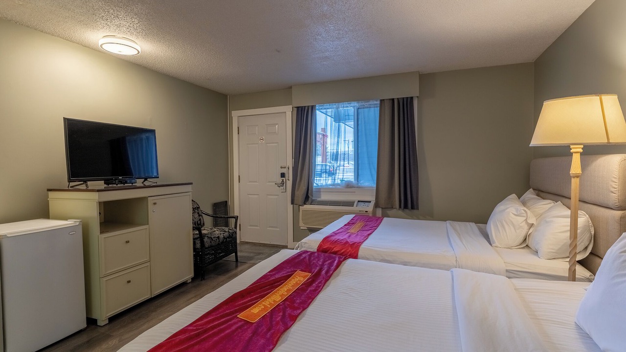 Photo of Bedroom in Okanagan-Similkameen