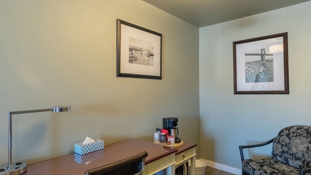 Photo of Bedroom in Okanagan-Similkameen