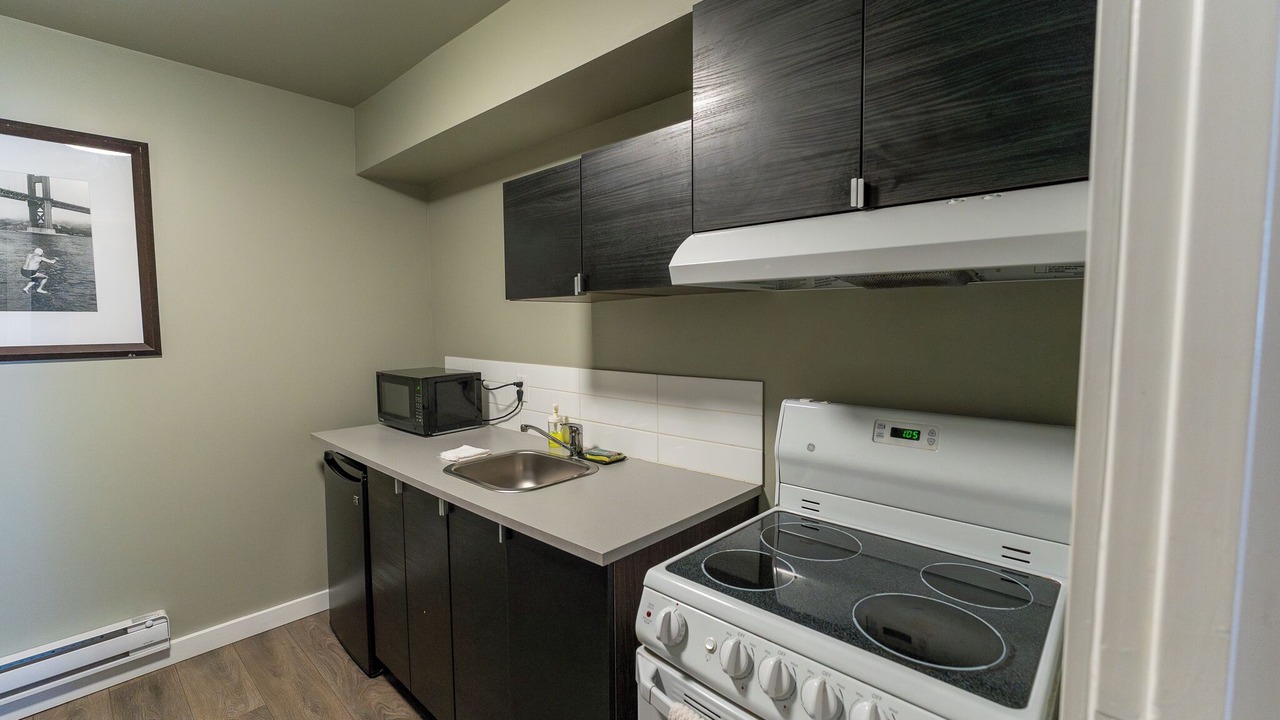 Photo of Kitchen in Okanagan-Similkameen
