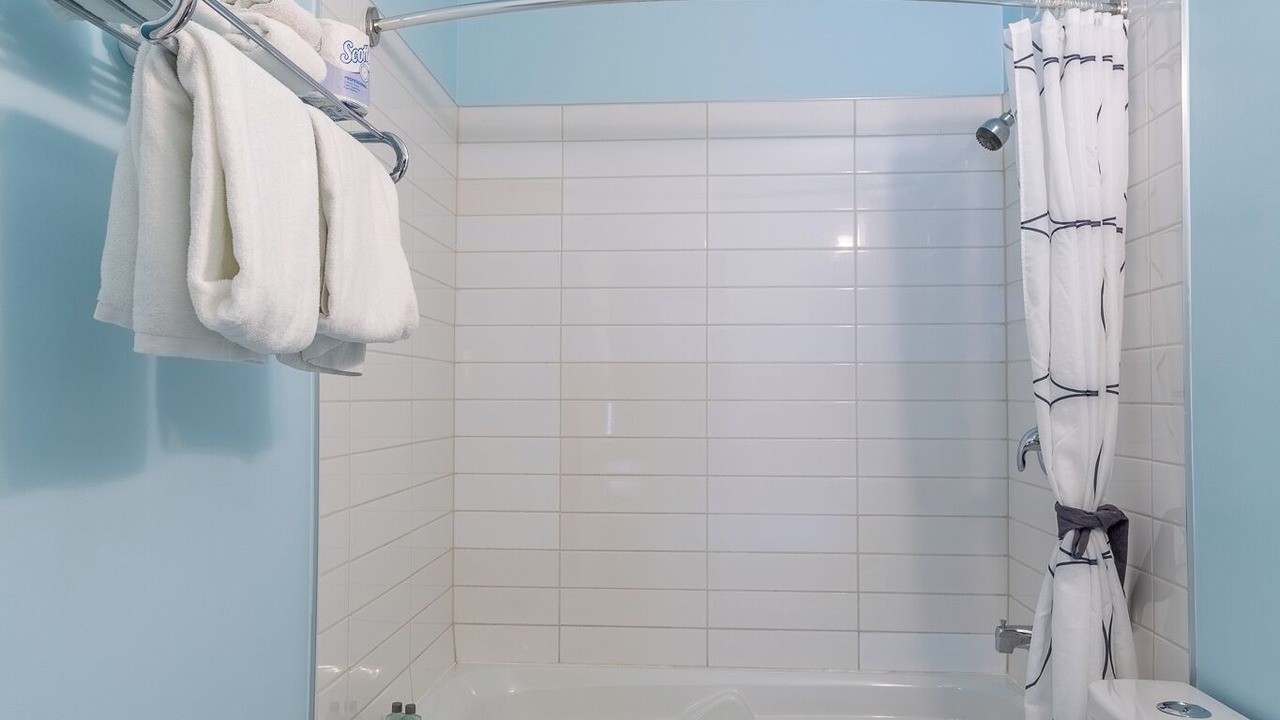 Photo of Bathroom in Okanagan-Similkameen