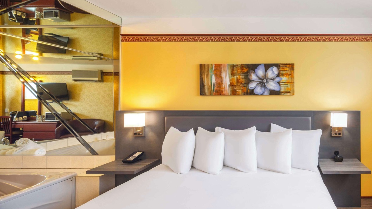 Photo of Bedroom in Mauricie