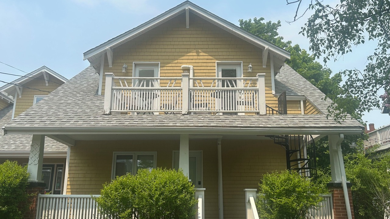 Photo of Patio Balcony in Queens Square