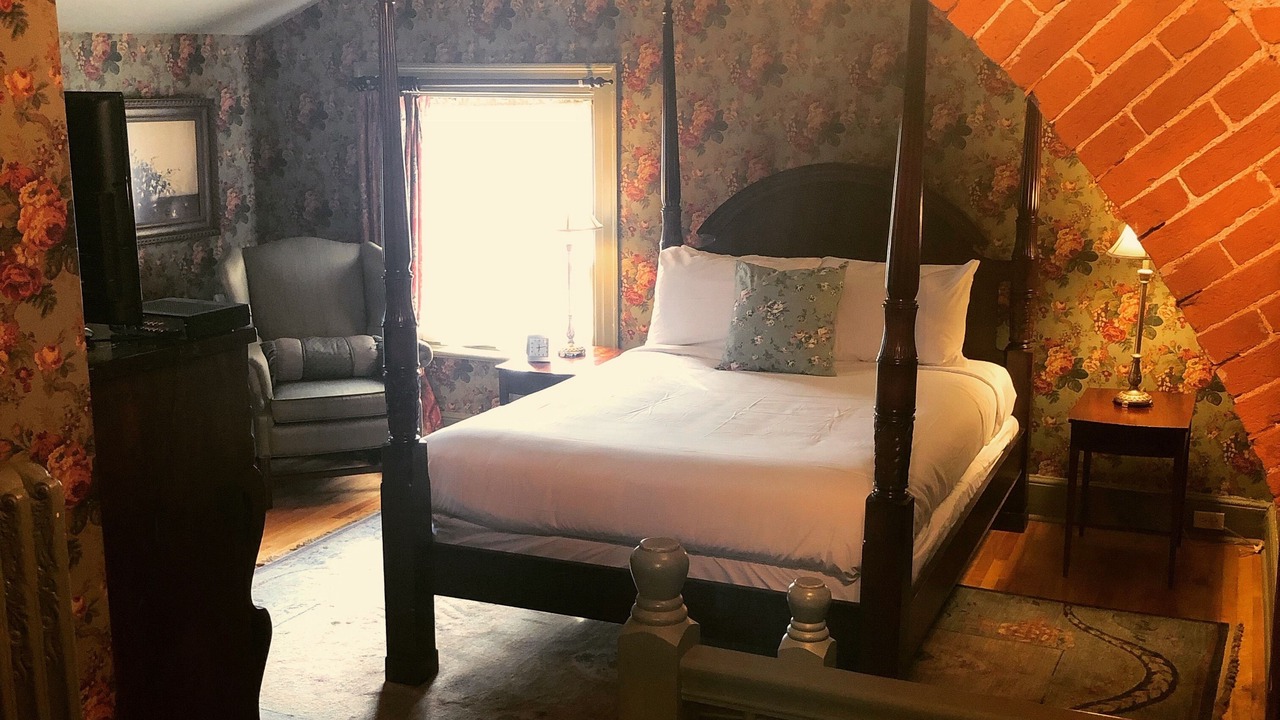 Photo of Livingroom in Queens Square