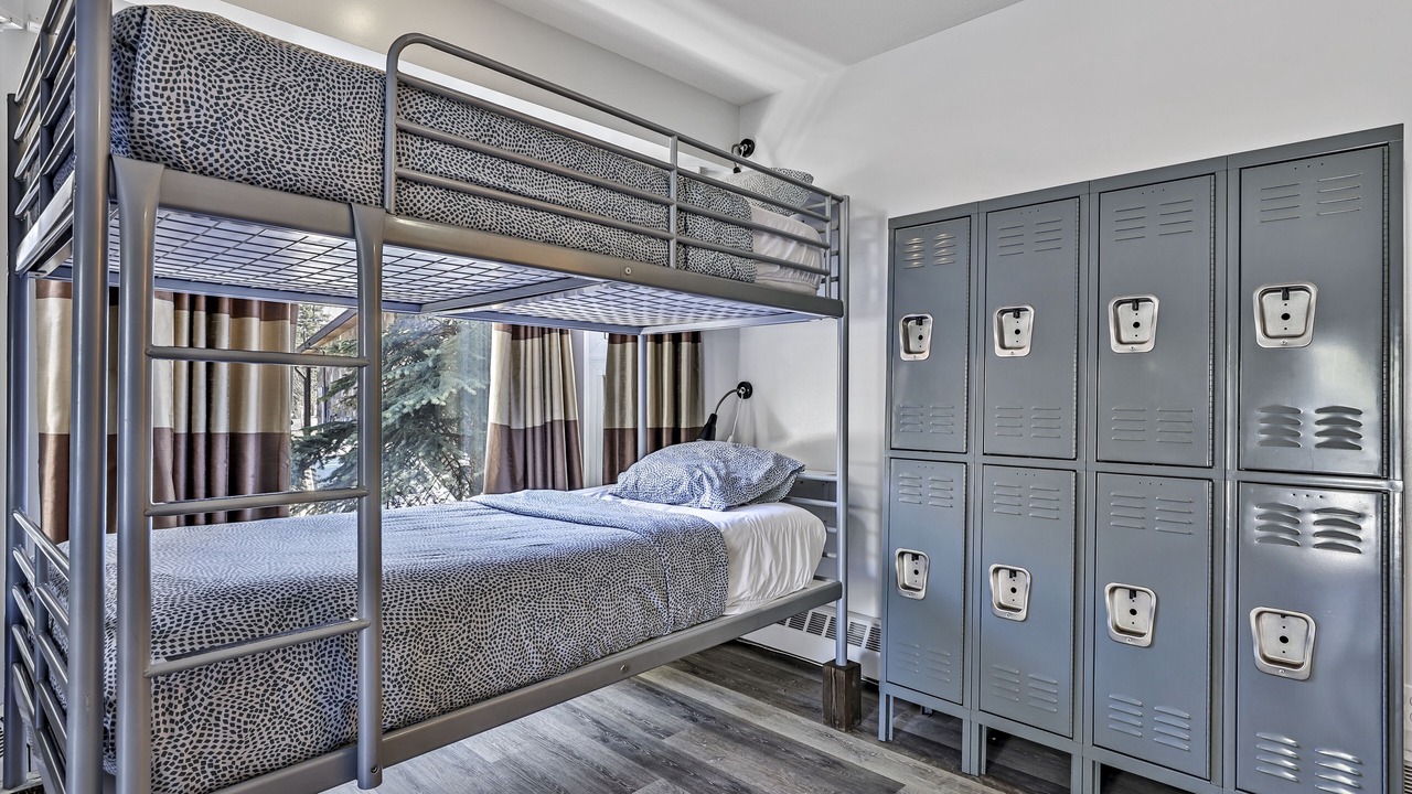 Photo of Bedroom in Banff