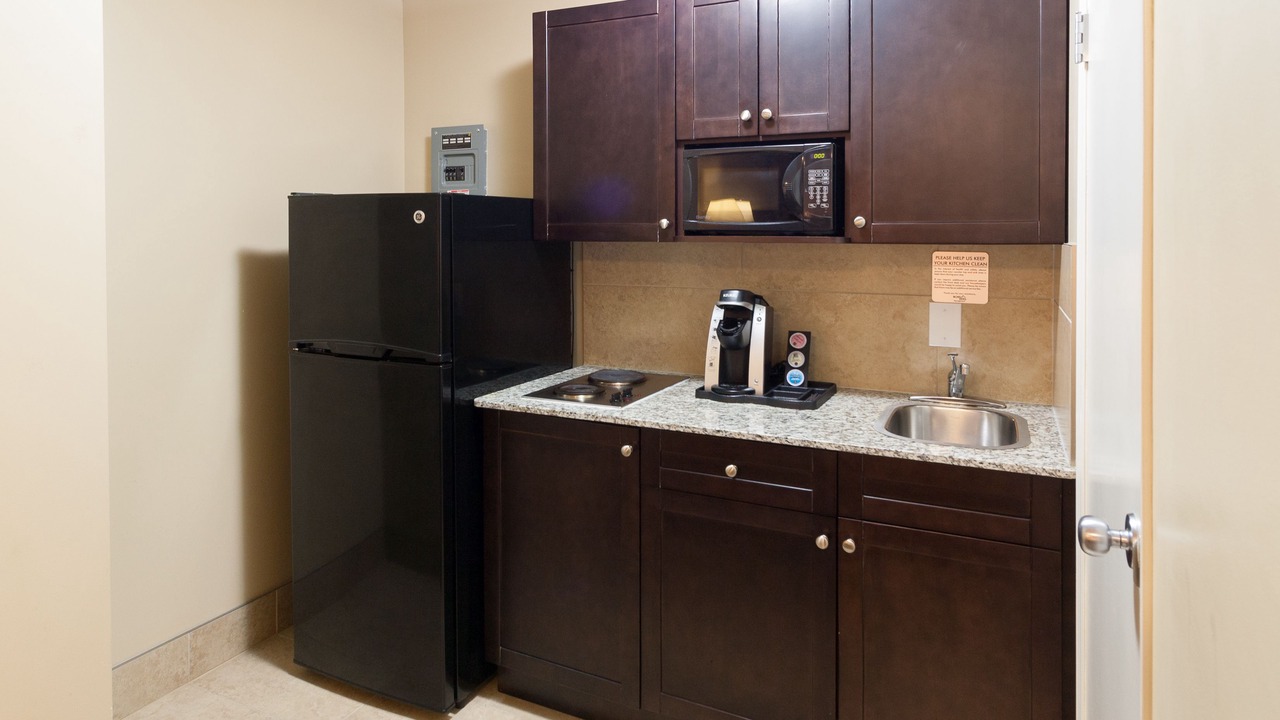 Photo of Kitchen in Drayton Valley
