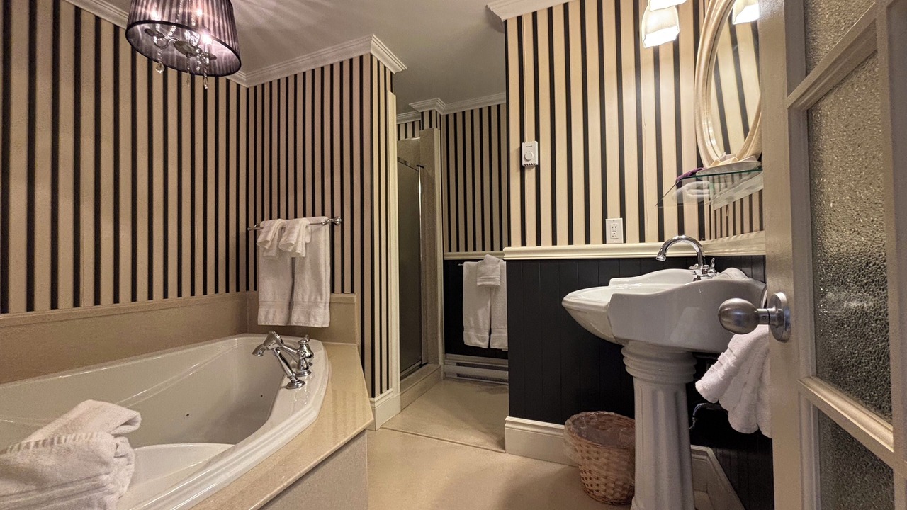 Photo of Bathroom in Dildo