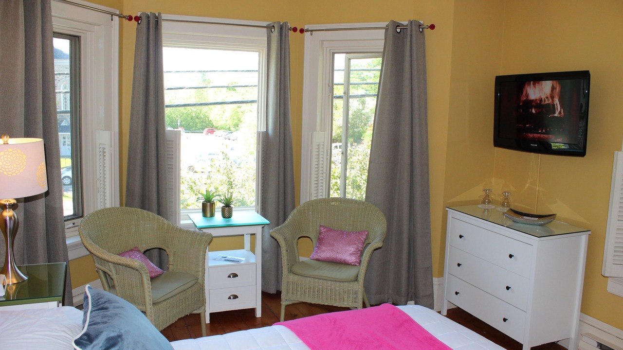 Photo of Bedroom in Magog