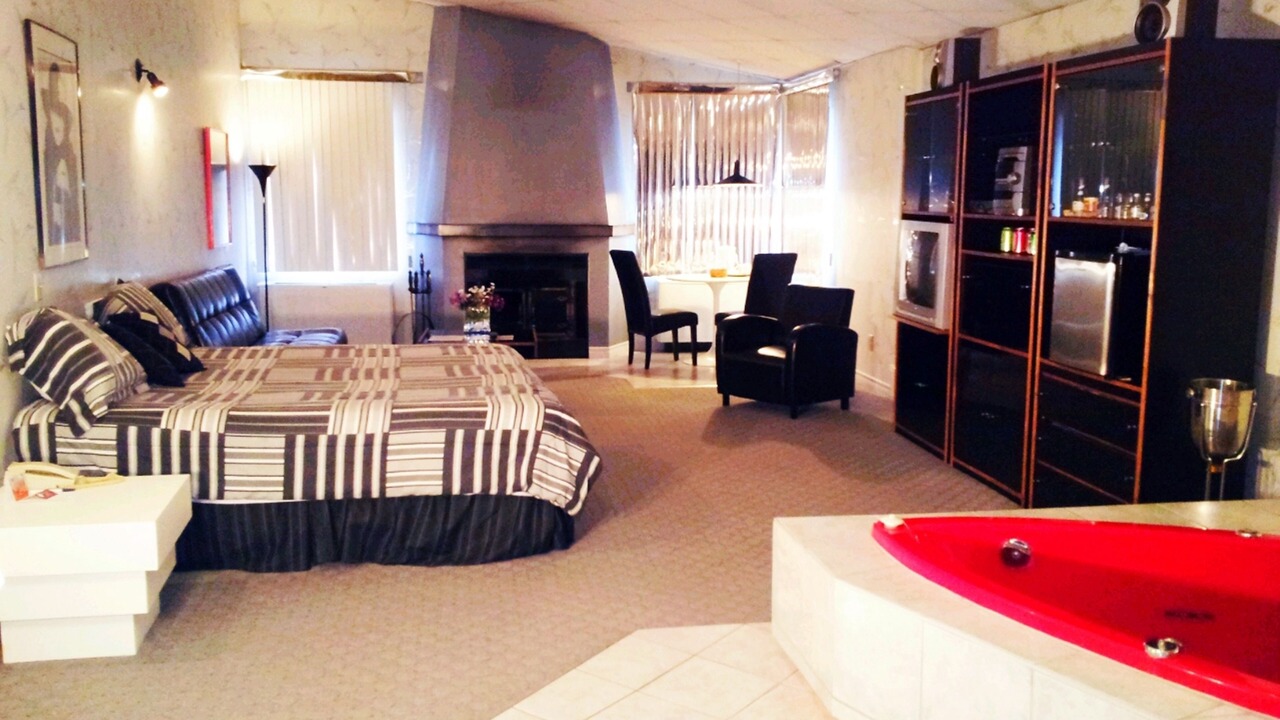 Photo of Livingroom in Sherbrooke
