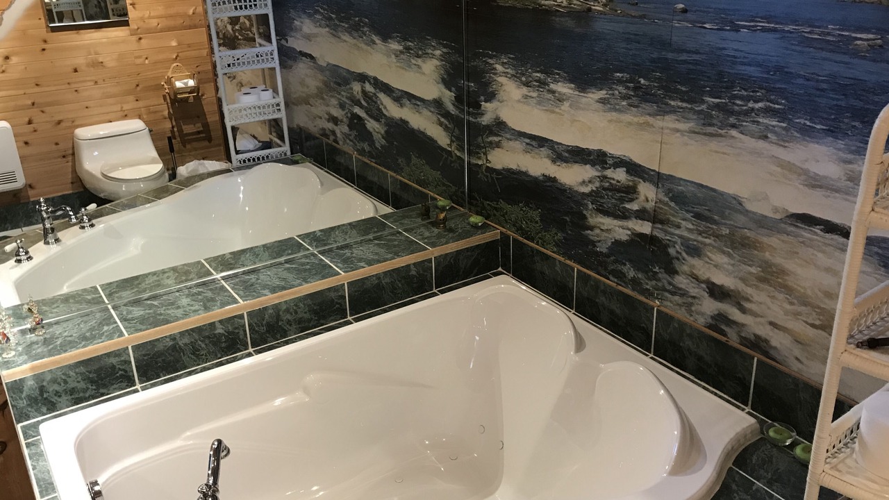 Photo of Bathroom in Chateau-Richer