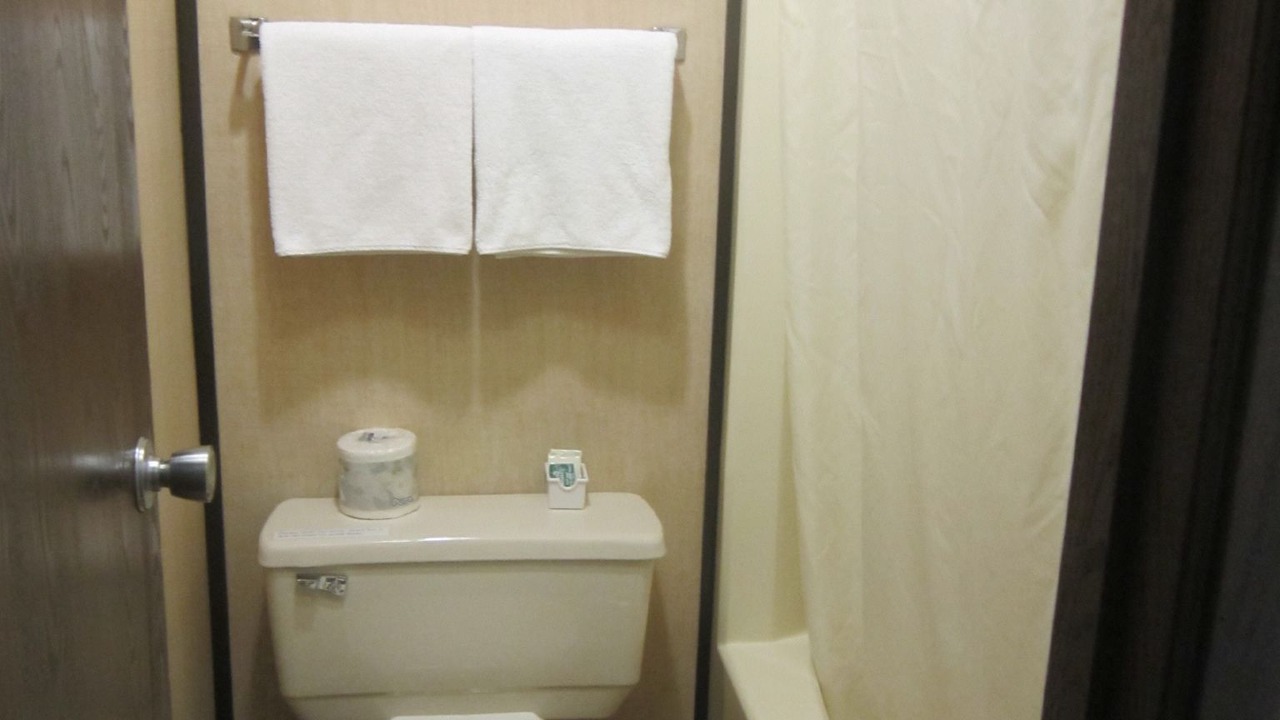 Photo of Bathroom in Shaunavon