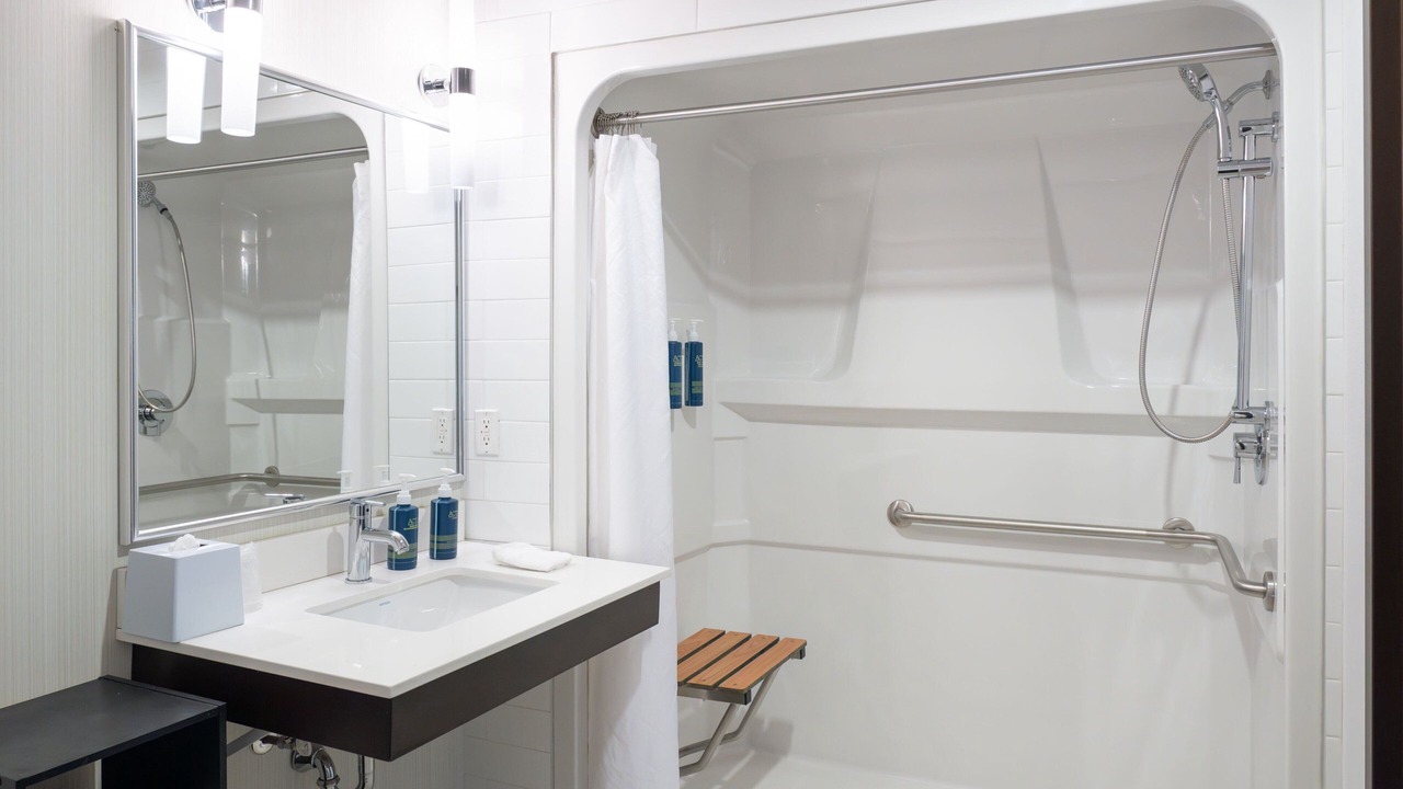 Photo of Bathroom in Nisku