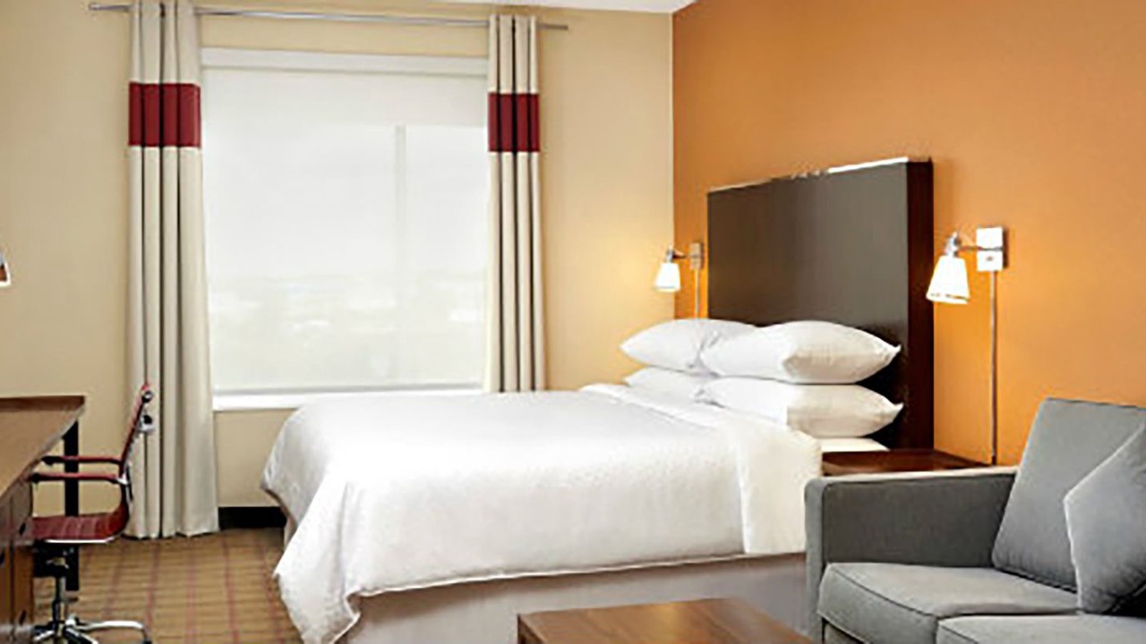 Photo of Bedroom in Nisku