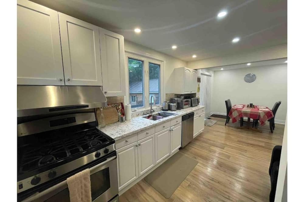 Photo of Kitchen in Orillia