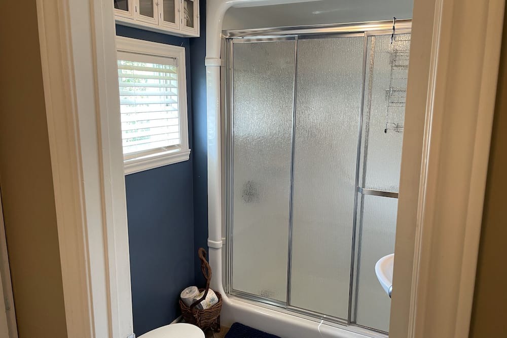Photo of Bathroom in Plaisance