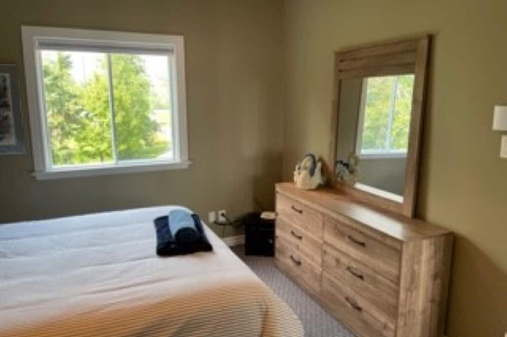 Photo of Bedroom in Plaisance